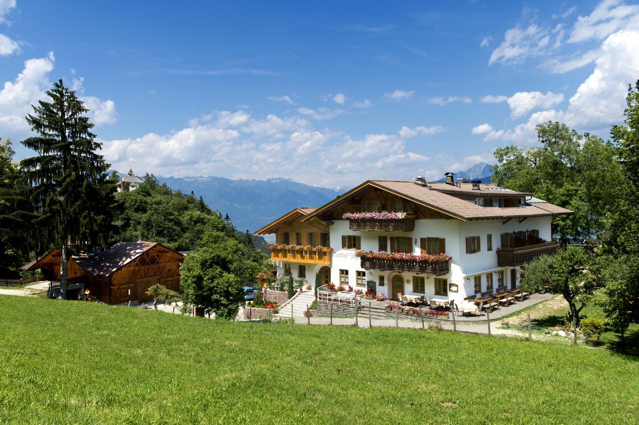 Gasthof Jager Hotel Naturns Exterior photo